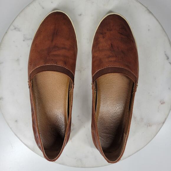 Frye Melanie Shoes Womens 7 Cognac Brown Leather Embossed Logo Slip On Flats - Picture 4 of 16